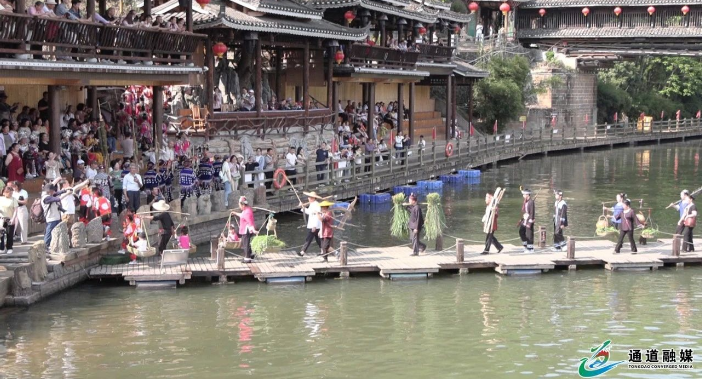 大戊梁歌会唱响侗乡旅游热