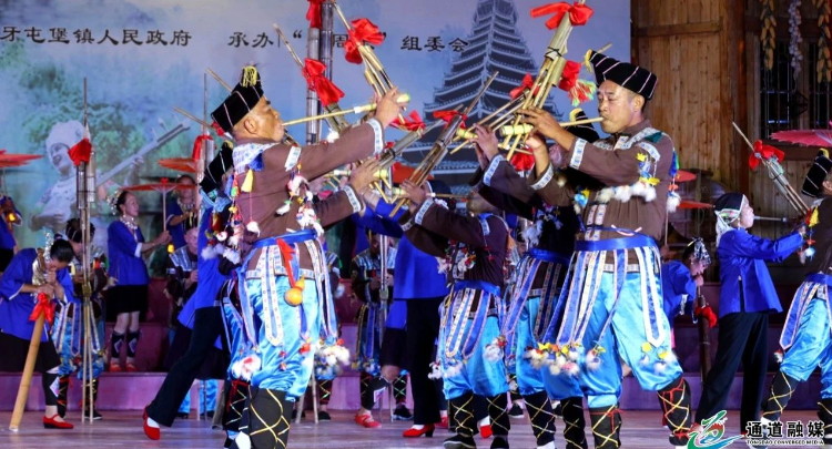 活动频频乐未央 周周精彩在戊梁