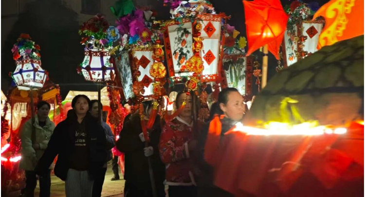 新春走基层丨洋须河畔龙狮舞  侗乡年味别样浓