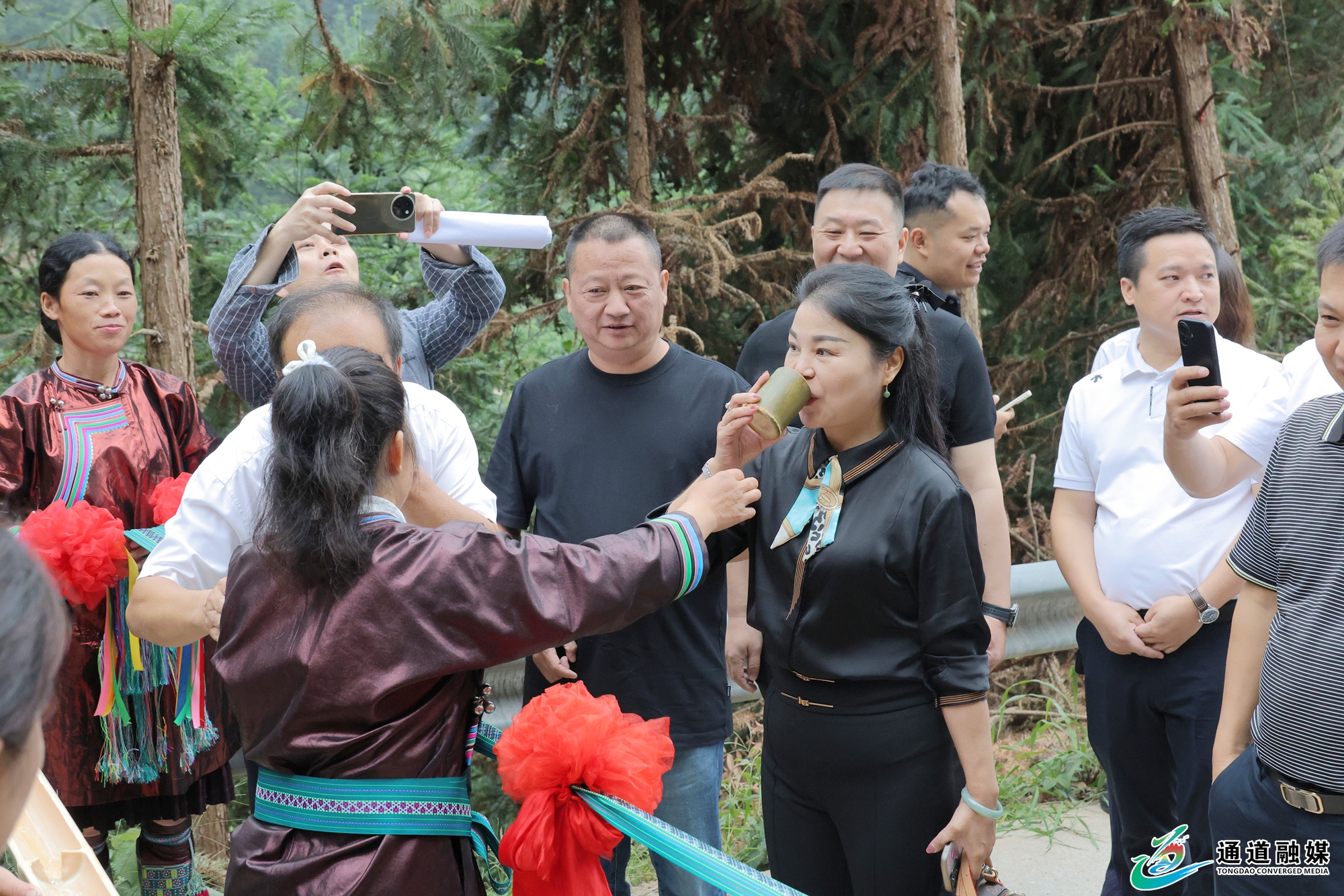 大高坪乡：“德高”苗寨爱心守护行动温暖启航，共筑民族团结新篇章（通讯员：吴家方）+(59).JPG