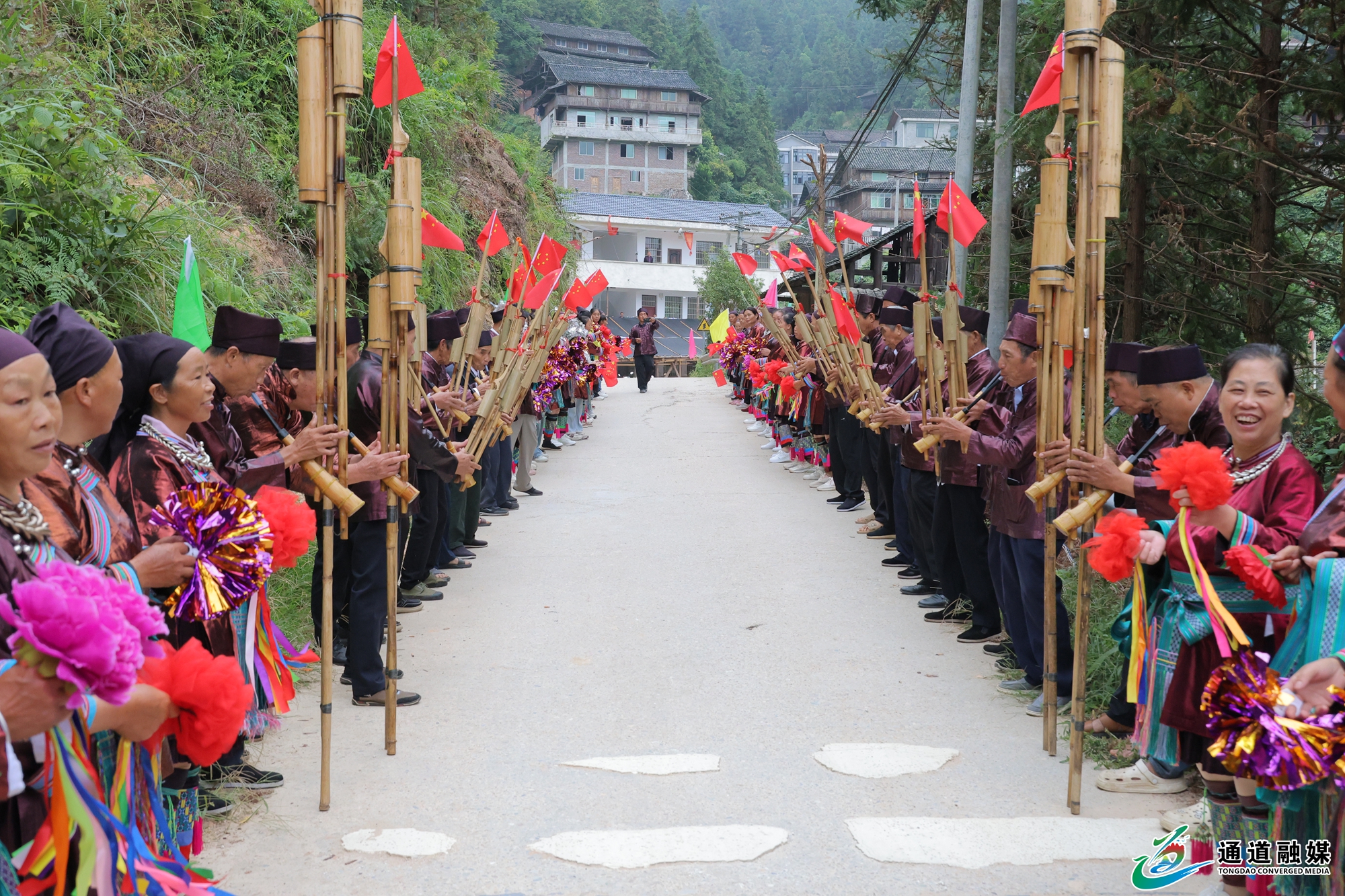 大高坪乡：“德高”苗寨爱心守护行动温暖启航，共筑民族团结新篇章（通讯员：吴家方）+(58).JPG
