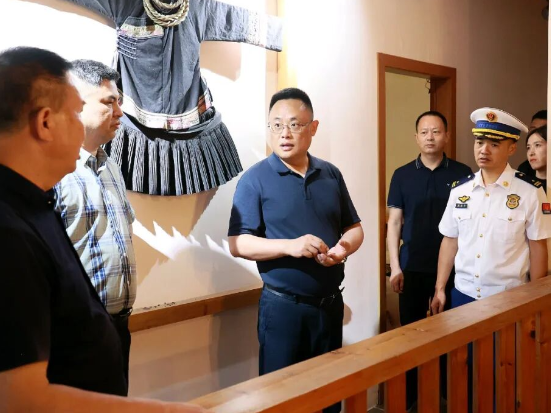 张克任督导检查国庆期间安全生产工作并慰问一线值守人员