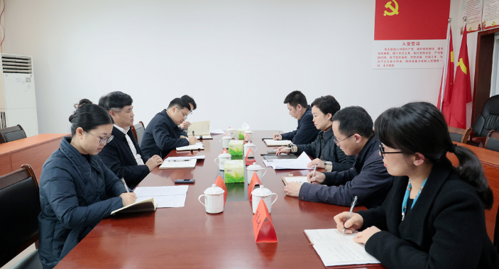 覃歇民到部分县直单位走访调研