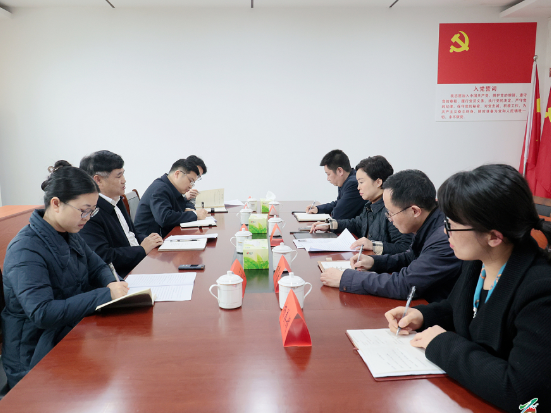 覃歇民到部分县直单位走访调研