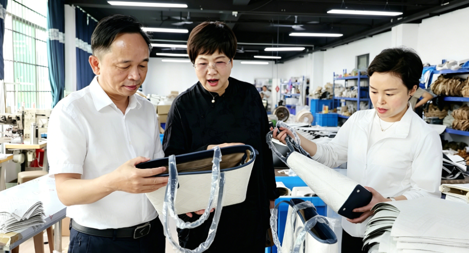 田刚带队赴广西考察调研 推动侗锦壮锦深度交流合作