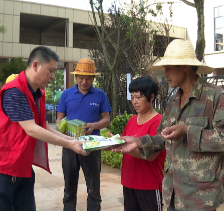 【视频】战高温丨 防暑降温“大礼包”助力高温一线工作者清凉度夏