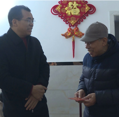 市领导走访慰问市市场监管局退休老同志