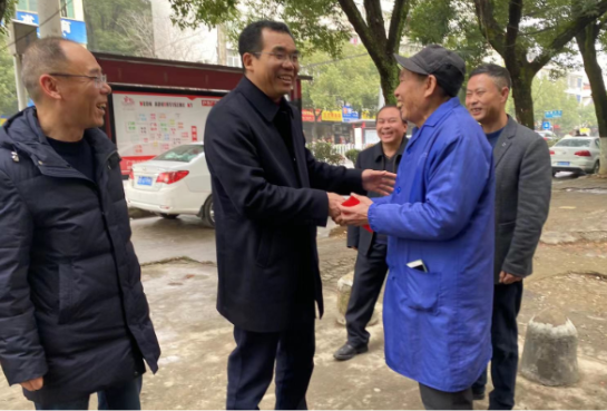 【视频】市领导到泉峰街道开展走访慰问活动
