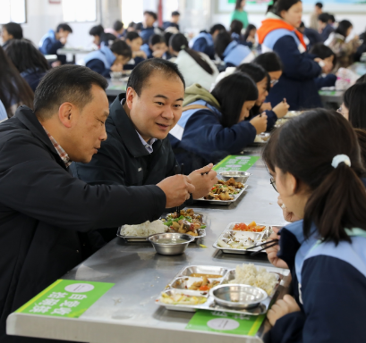【视频】朱健到常宁督导食品安全、乡村振兴工作并开展下沉接访、巡田、巡河