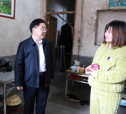 【视频】罗卫华到弥泉林场开展走访慰问、民情大走访并巡林和督导森林防灭火工作