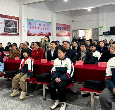 【视频】市政协开展庆祝“三八”妇女节暨第二届“巾帼护成长·政协委员在行动”活动