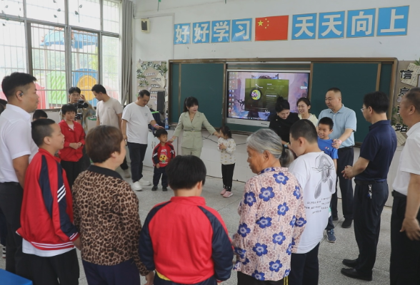 【视频】常宁：与“星星的孩子”手拉手 让爱无碍