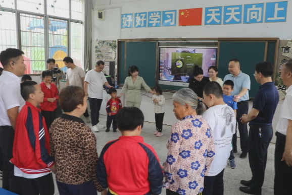 【视频】常宁：与“星星的孩子”手拉手 让爱无碍