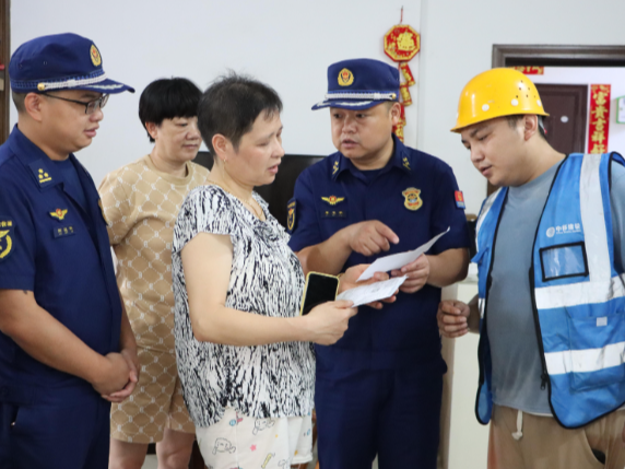 【视频】常宁：免费安装智能烟感 守护特困群体居家安全