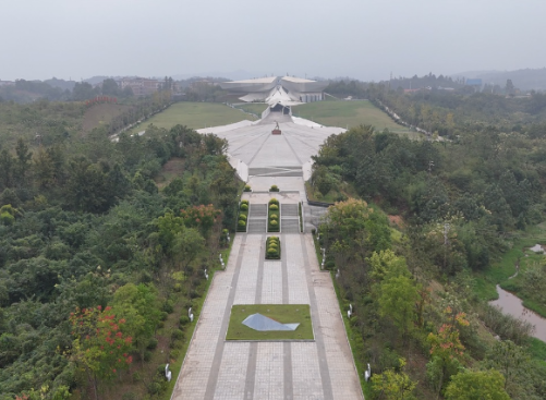【视频】国庆中秋长假去哪儿 水口山工人运动纪念馆：红色热土忆峥嵘 家国同庆仪式满