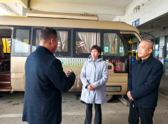 邓艳红调研防范应对雨雪冰冻灾害天气工作