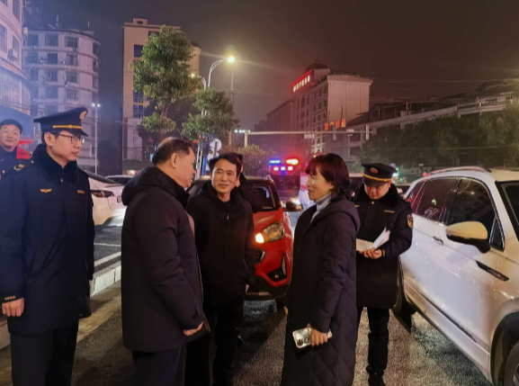 省生态环境厅、衡阳市生态环境局到常宁督导烟花爆竹禁燃禁放管控工作