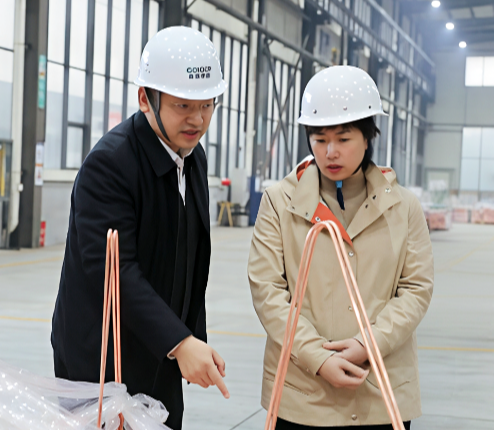 邓艳红慰问省优秀民营企业家 并开展“企业服务年”行动