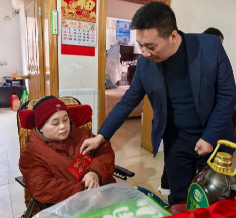  【新春走基层】市水口山铅锌矿社区服务中心开展春节前走访慰问活动