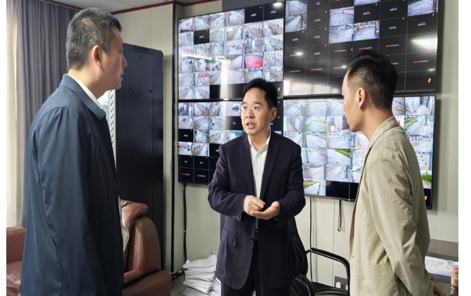 罗卫华到中农批市场下沉接访