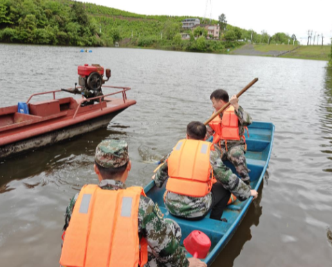 蓬塘乡：筑牢防汛备汛安全防线