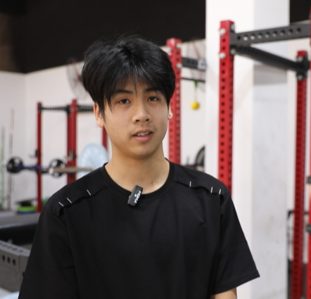 “差点就去打工了”  常宁19岁高中生贺磊用20秒99逆风翻盘