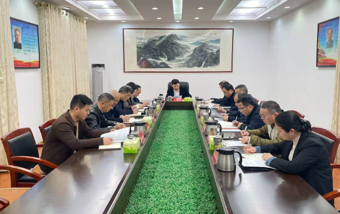 【视频】市政协党组举行树立和践行正确政绩观学习教育读书班暨2026年理论学习中心组（扩大）第二次集体学习