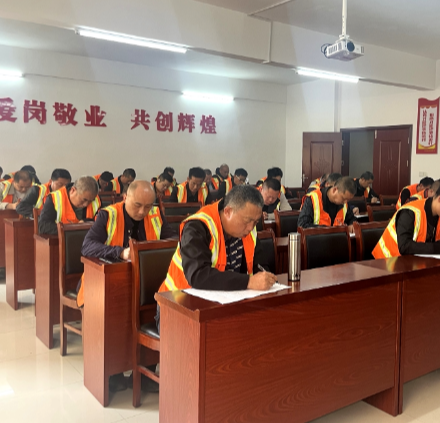 【视频】城市微革命 幸福家门口（108）宜阳环卫所：环卫司机比武亮真功 以赛促练强本领