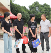 【视频】市民政局、市慈善总会开展走访慰问 情暖困境儿童