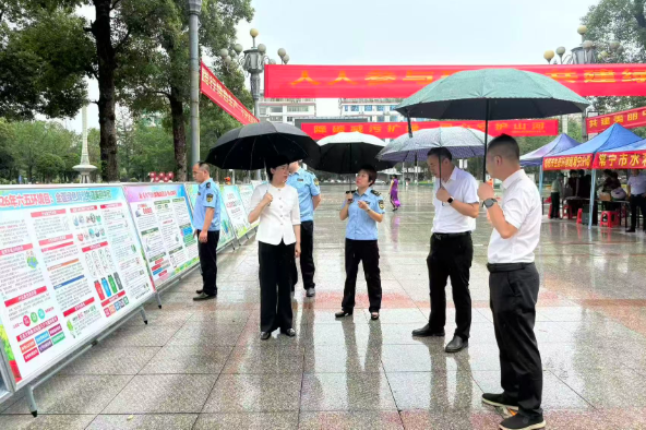 常宁开展“六五环境日”主题宣传活动 邓艳红参加