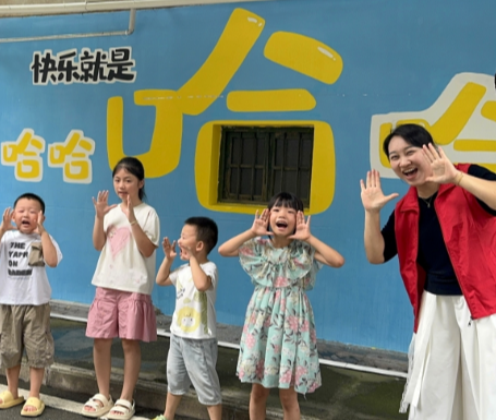 宜阳街道嵩宜社区:童眼看新巷 美育润童心