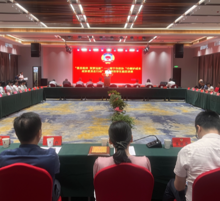 常宁市政协举办“巾帼护成长 政协委员在行动”结对帮扶学生励志讲座(第一期)