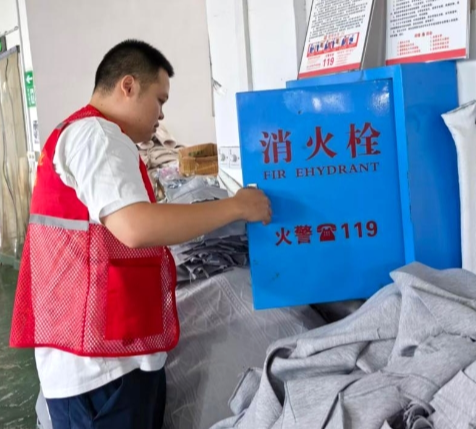 水口山镇开展鞋服箱包企业消防安全隐患排查整治