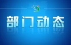 胜桥镇泉峰冠村：村晚庆双节 欢歌聚民心