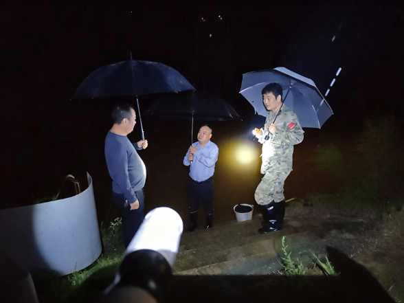 常宁市烟洲镇：闻“汛”而动护民安 向险而行显担当
