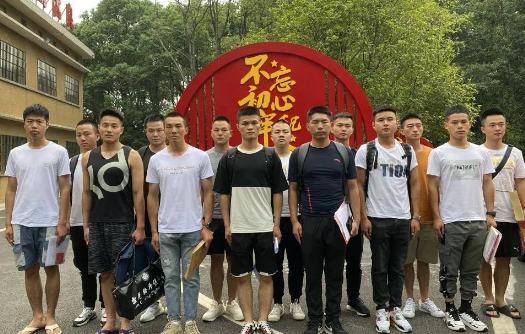 欢迎回家！市退役军人事务局全力做好秋季退役士兵报到迎接工作