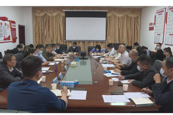 【视频】市政府办“七点论坛”读书会第十六期开讲  学习财政知识