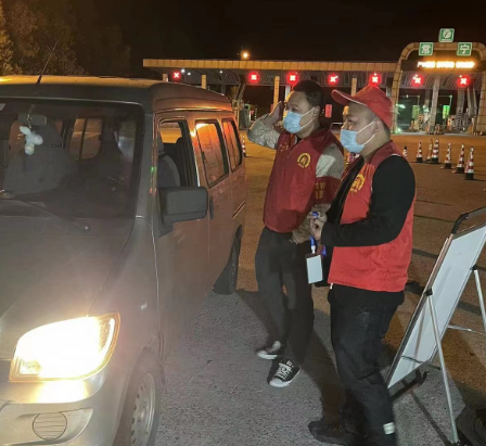 防疫进行时丨市人社局党员干部下沉一线共抗疫