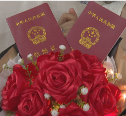 【视频】情定“七夕” 扬喜事简办文明新风