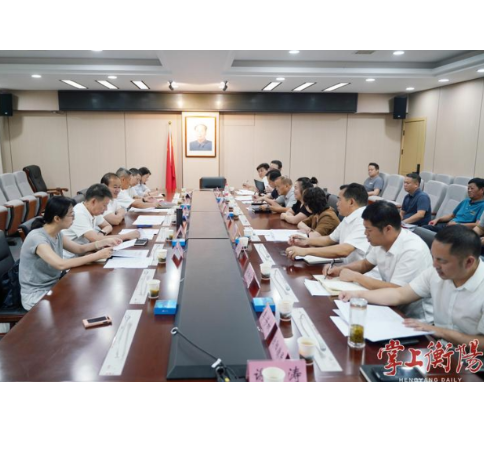 朱健：切实维护群众合法权益，营造和谐稳定发展环境
