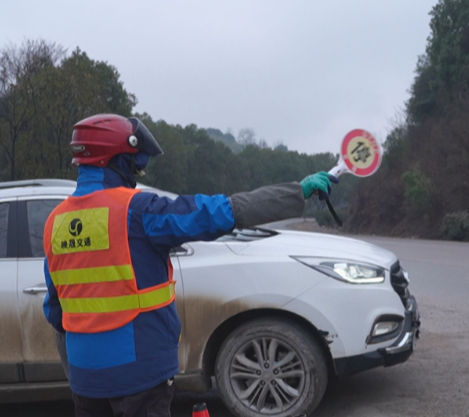 【视频】常宁交通部门闻“寒”而动 筑牢交通运输“安全屏障”