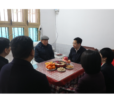 【视频】罗卫华走访慰问离退休老干部代表及优秀专家人才