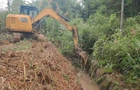 曲潭街道石桥村：全力抢修水渠保障农田灌溉