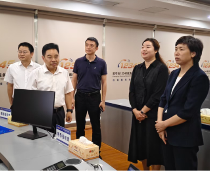 罗卫华调研全市优化营商环境工作