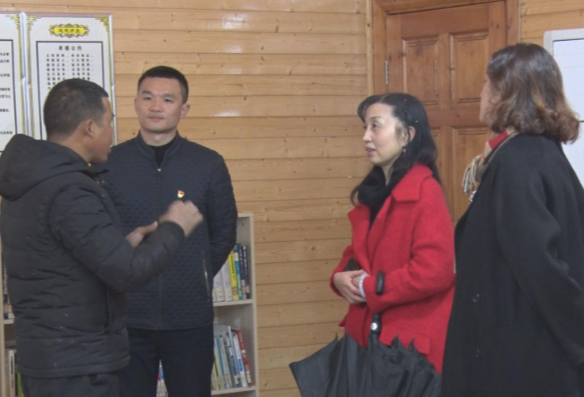 省妇联来常开展家庭教育和儿童工作调研