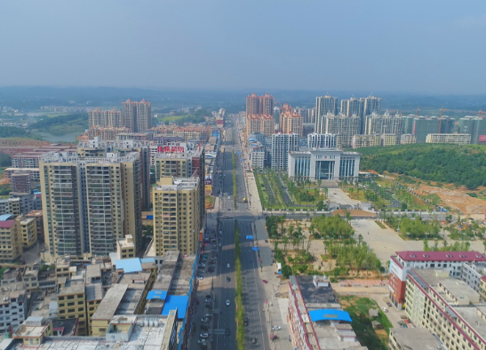 【持续奋斗 冲刺全省经济十强】 贯彻落实市委经济工作会议精神：严格管理 树立财政收支大局观