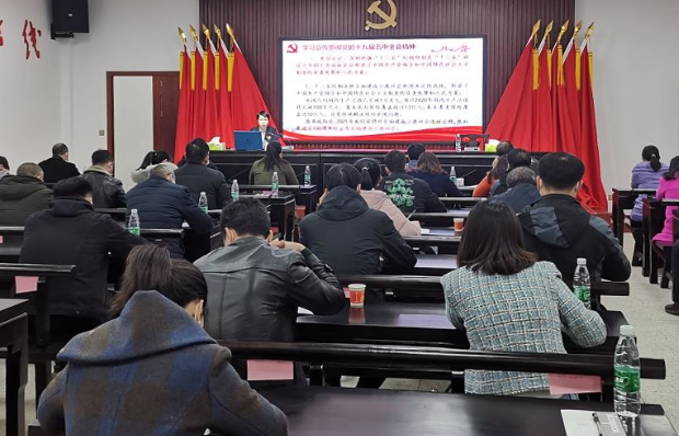 市委宣传部开展学习贯彻“党的十九届五中全会精神”宣讲活动