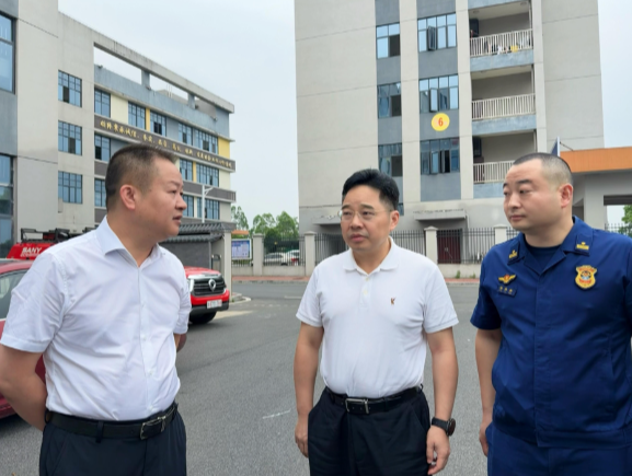 罗卫华督导安全生产风险隐患大排查大整治工作