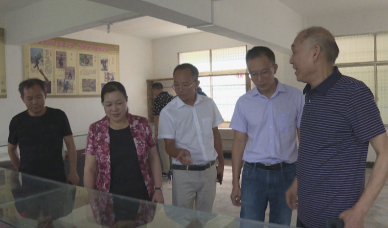 赵仁秀到常宁塔山瑶族乡调研民族团结进步创建工作