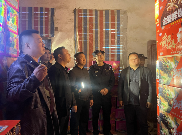 【曝光台】2586件烟花暗藏民房 常宁连夜消除隐患